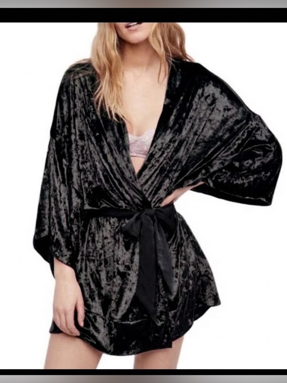 Free People Intimately Right About This Solid Black Velvet Kimono Robe,Large - Picture 2 of 8